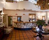  - Oakhurst Hotel
