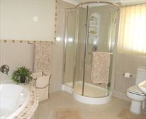  - Gecko Suites