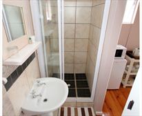  - Bramlyn Bed & Breakfast