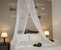 Honeymoon room  - George Lodge International