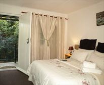 Room - George Lodge International