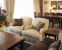 Lounge and dining area - Pinnacle Point