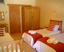  - Aan die Oewer Bed and Breakfast