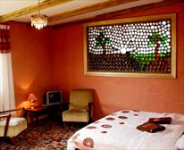  - Yellow Piano Inn & Burg Lengeling Backpackers