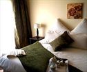 Your Own World Guest House, Heuwelsig Accommodation