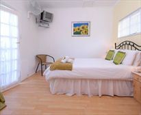  - Eltham Lodge Bed and Breakfast