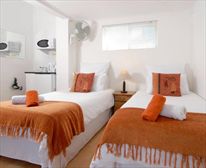  - Eltham Lodge Bed and Breakfast