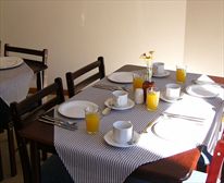 Dining. - Blue Oyster Bed & Breakfast