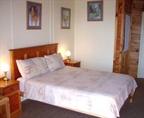  - Cape Explorers Lodge Bed and Breakfast