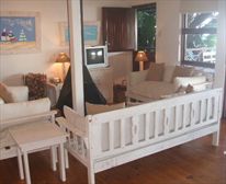  - Dolphins Hill Bed & Breakfast
