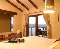 Picture 3/7 - Elephant Hide Knysna Guest Lodge