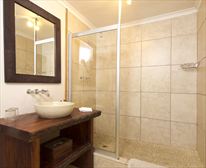 Picture 4/7 - Hide-Away Guest House