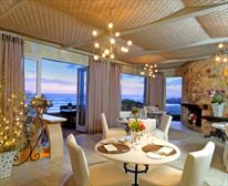 Dining Room - Pezula Private Castle
