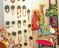 Select a stylish African gift to take home with you .. - Stannards Guest Lodge 