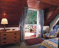 Bedroom. - Yellowwood Lodge