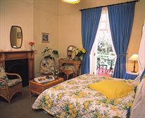 Bedroom. - Yellowwood Lodge
