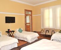  - Fernandos Guest House and Grill