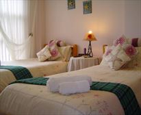  - At Whale-Phin Guest House