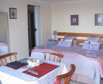 - At Whale-Phin Guest House