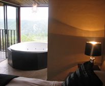 New Kitchen Lav Edge. - Forest Valley cottages