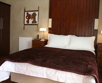 Double Self-Catering - Miles Guest House
