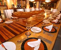 Dining. - Hog Hollow Country Lodge