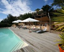 Swimming Pool. - Hog Hollow Country Lodge