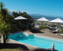 Beautiful pool and garden area - LA VISTA Lodge