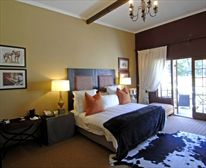 Deluxe Garden Room. - Laird's Lodge Country Estate