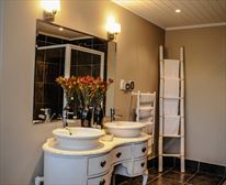 - Singing Kettle Beach Lodge
