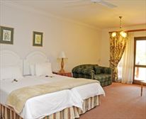  - The Crescent Country House