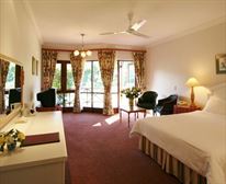  - The Crescent Country House