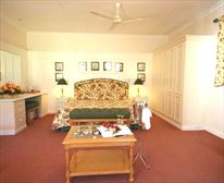  - The Crescent Country House