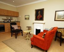 Belvedere Mews Lounge with open plan kitchen - Belvedere Cottages