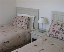  - Garden Bird Bed and Breakfast