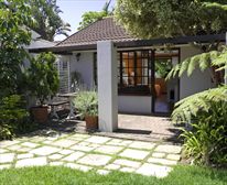 Private Patio - Bayside Guesthouse