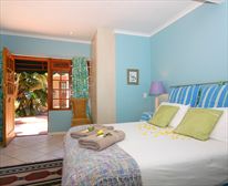  - 17 on 5th Avenue  Guest House